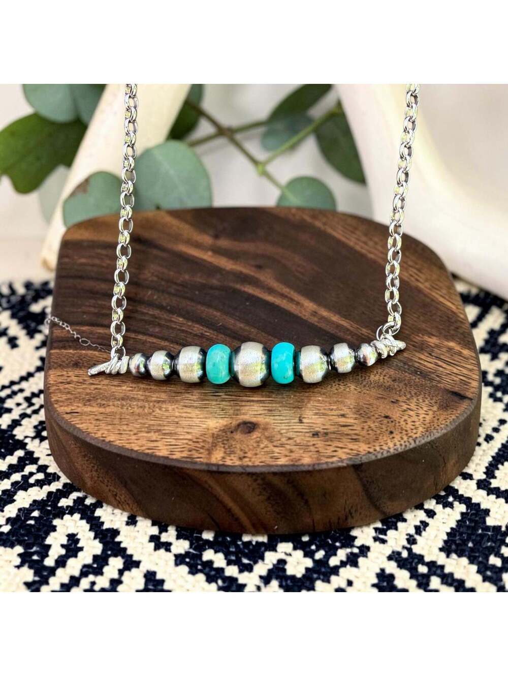 18" AAA Grade Campitos Bar Necklace w/ Sterling Silver Navajo Style Pearls
